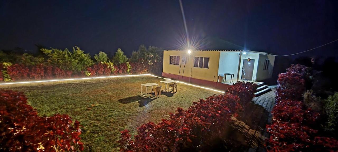 Hrishikesh Villa, Besides Valley Mahābaleshwar Exteriör bild